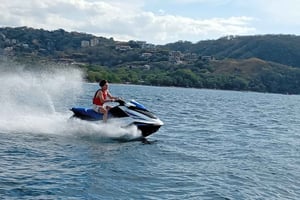 Noleggio moto d'acqua premium a Playa Del Coco