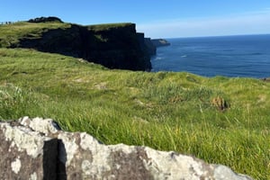 Fra Dublin: Dagsomvisning til klippene i Moher og Burren