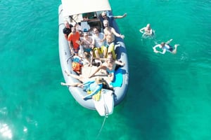 Spalato: Laguna Blu e crociera di 3 isole con snorkeling