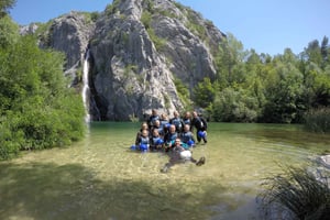 Desde Omiš: Barranquismo básico en el río Cetina / Fotos gratis
