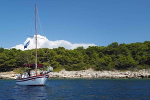Hvar: Wycieczka żeglarska na Wyspy Pakleni z brunchem