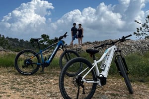 Visite privée de l'île de Hvar en vélo électrique (visite autonome)