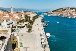 Split/Trogir: Blue Lagoon en 3 eilanden Speedboottour