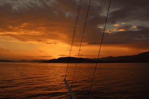 Auringonlaskun veneristeily Split