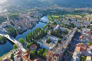 Excursión a Trebinje con transporte de lujo y cata de vinos