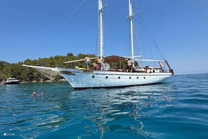 Zadar: cruise aan boord van een authentieke houten boot met drankjes