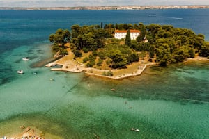 ★ Zadar: Pikaveneellä 3 saarelle - uinti ja snorklaus