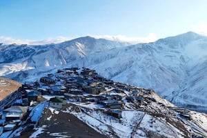 Baku: Quba Khinaliq Group Tour, Free Gobustan Absheron Tour