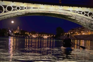 Kayak full moon: Historical part, Triana & La Cartuja
