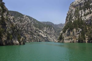 Magnificent Combo: Cabrio Safari and Green Canyon Boat Tour