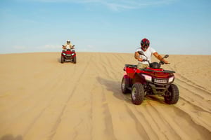 Paracas: Vive la aventura en las dunas en Buggys o Cuatrimotos