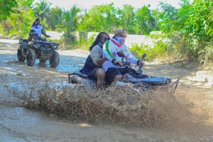 Punta Cana: Macao Beach and Cenote Buggy Adventure