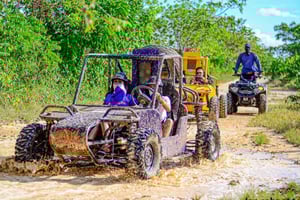 Punta Cana: excursión en buggy todoterreno con cenote y campo