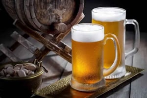 AMMOCHOSTOS VIP: degustación de cerveza artesanal y viaje gastronómico por Chipre.