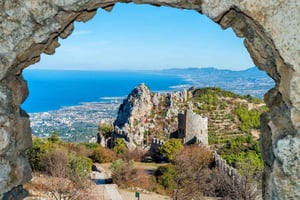 Paphos: Tour di Kyrenia - Abbazia di Sant'Ilarione e Bellapais