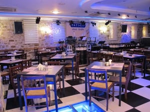 Moyses Live - Greek Tavern