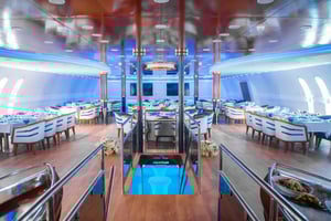 Paphos: Ocean Vision All-Inclusive Nachtkreuzfahrt, Tanz, Show