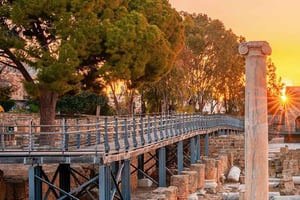 Paphos: Tour privato guidato a piedi da una guida locale