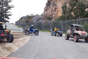Paphos: Strand- und Bergbuggy-Safari