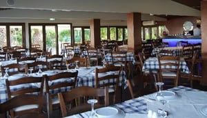 Plori Seafood Tavern