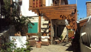 To spiti tis Anastous