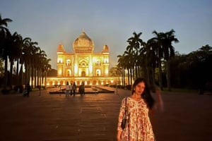 Delhi: 4-stündige geführte Städtetour am Abend (alles inklusive)