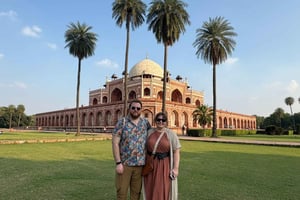 Delhi: Skapa din egen resplan – privat bil och guidad tur