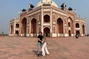 Дели: гробница Хумаюна, гробница Исы Хана и питомник «Сандер»