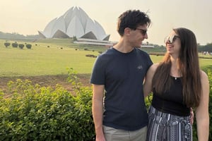 Дели: экскурсия по Храму Лотоса с трансфером из отеля