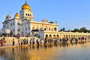 Delhi: Yksityinen Delhi Spiritual Sightseeing Tour autolla