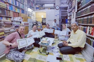 Delhi: Privé Yamuna RiverGhat, worstelen & Urdu kalligrafie