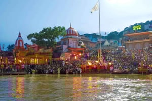 Vanuit Delhi: Haridwar en Rishikesh 2-daagse spirituele tour