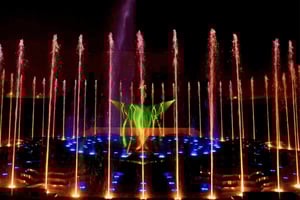 New Delhi: Akshardham Temple Tour With Light and Water Show