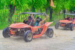 Buggy ja mönkijä Punta Canassa: luola, Macao Beach, ilmainen nouto