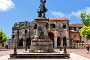 Da Punta Cana: tour di un giorno a Santo Domingo con il Parco Nazionale