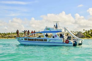 Tour privato in catamarano a Punta Cana: Festa alcolica+Snorkeling