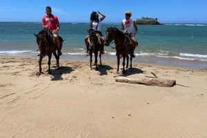 Puerto Plata: Horseback Riding Tour