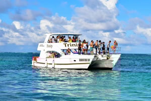 Barco de festa hip-hop em Punta Cana com bar aberto *Apenas para adultos