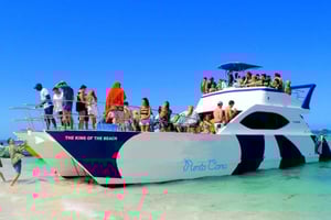 Punta Cana: Party Boat with snorkel and open bar included