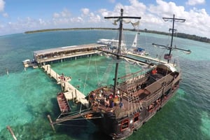 Пунта-Кана: пиратский корабль и подводное плавание с акулами