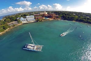 Sosúa : croisière en catamaran avec plongée en apnée et déjeuner