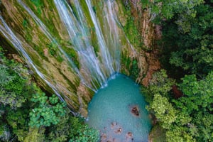 Wasserfall El Limón und Insel Cayo Levantado von Bayahibe aus