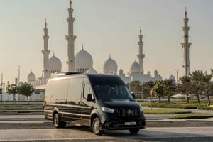 Abu Dhabi Elite Day-trip: Sheikh Zayed Mosque & Royal Palace