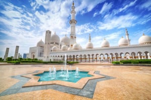 Dubaissa: Abu Dhabi City Sightseeing & Sheikh Zayed moskeija