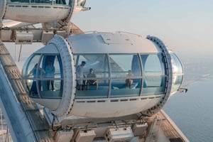 Ain Dubai premiumbiljett med husets drycker eller cocktails