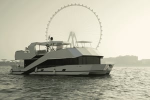 Dubaï : croisière de 3 heures au coucher du soleil avec barbecue à bord