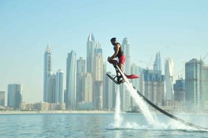 ドバイ：パームジュメイラでジェトベーター体験（30分間）