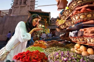 Nachmittagsstadtrundfahrt durch Dubai mit Abendessen auf einer Dhow-Kreuzfahrt