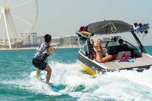 Dubai: Wakesurfing eller wakeboarding i Dubai Marina
