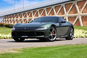 Dubai: Aluguer de 1 dia do Ferrari 12Cilindri, sem depósito necessário